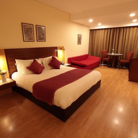 Monteverde Hotel Beit Mery Eksteriør billede