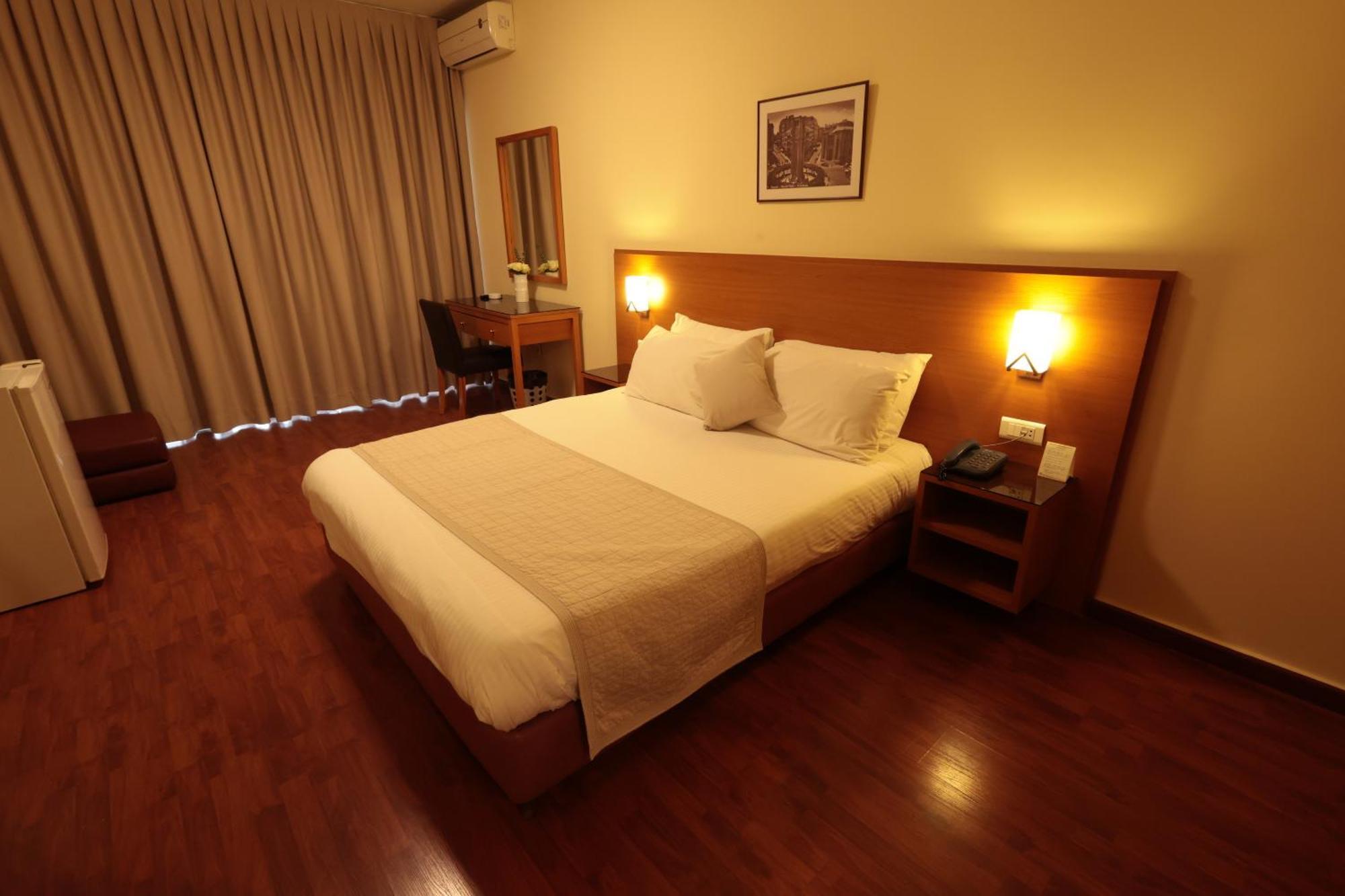 Monteverde Hotel Beit Mery Eksteriør billede