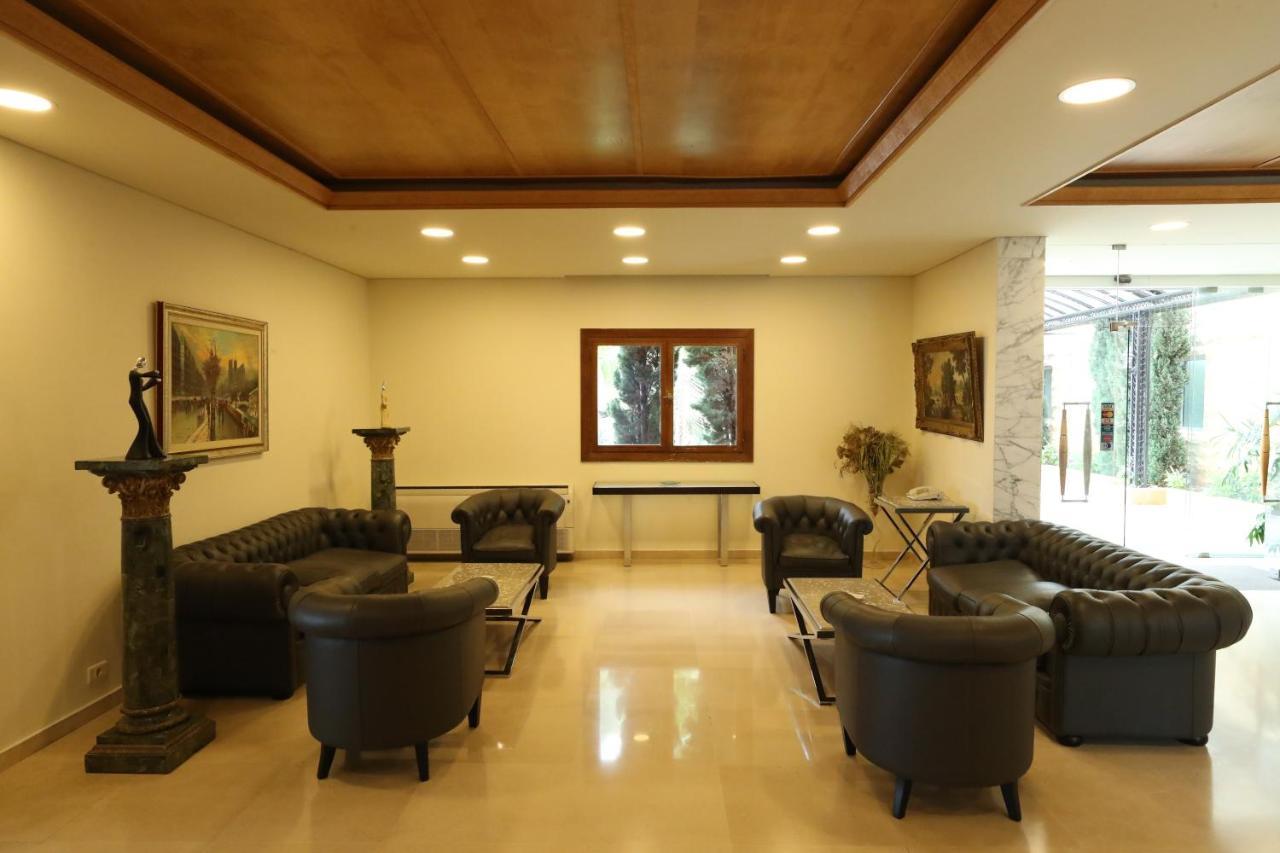 Monteverde Hotel Beit Mery Eksteriør billede